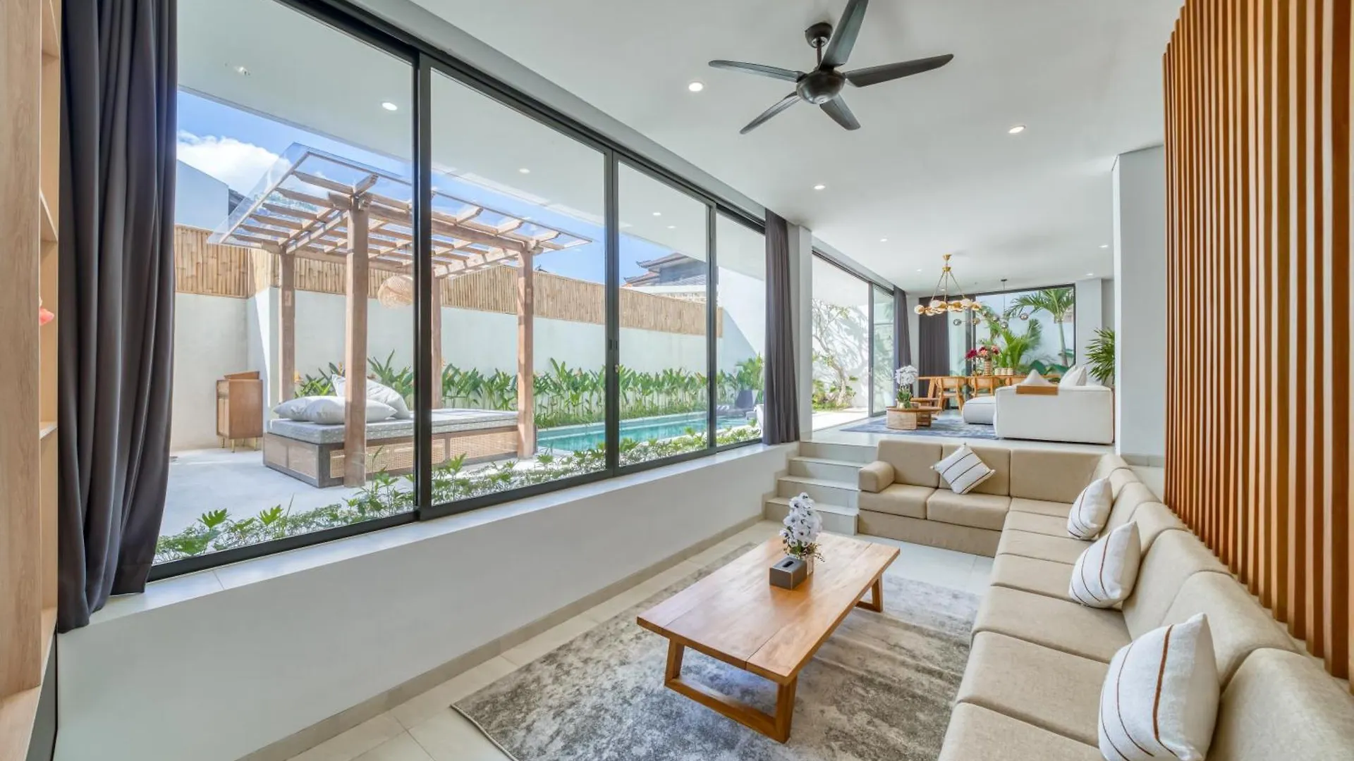 Villa Kangla - 3Br Luxurious Villa Seminyak Indonesia